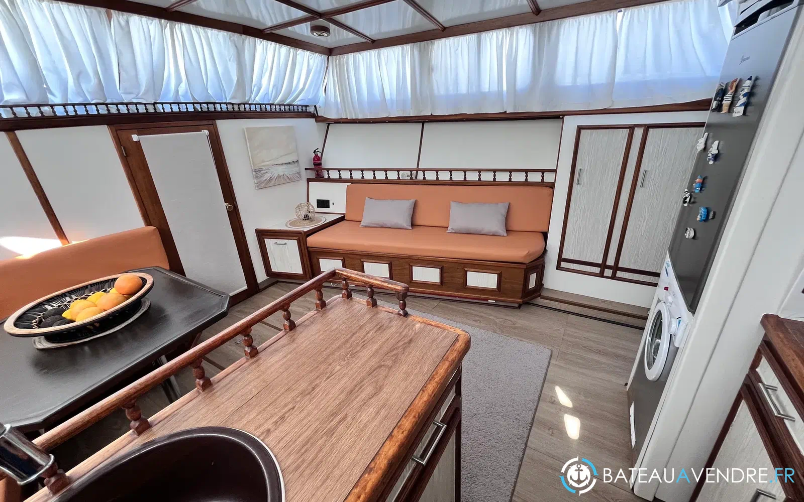 slider 27 Trawler 15 m