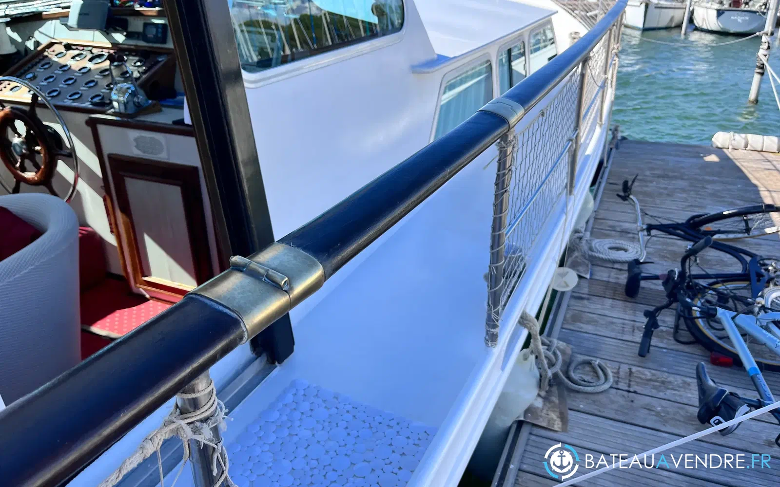 slider 47 Trawler 15 m