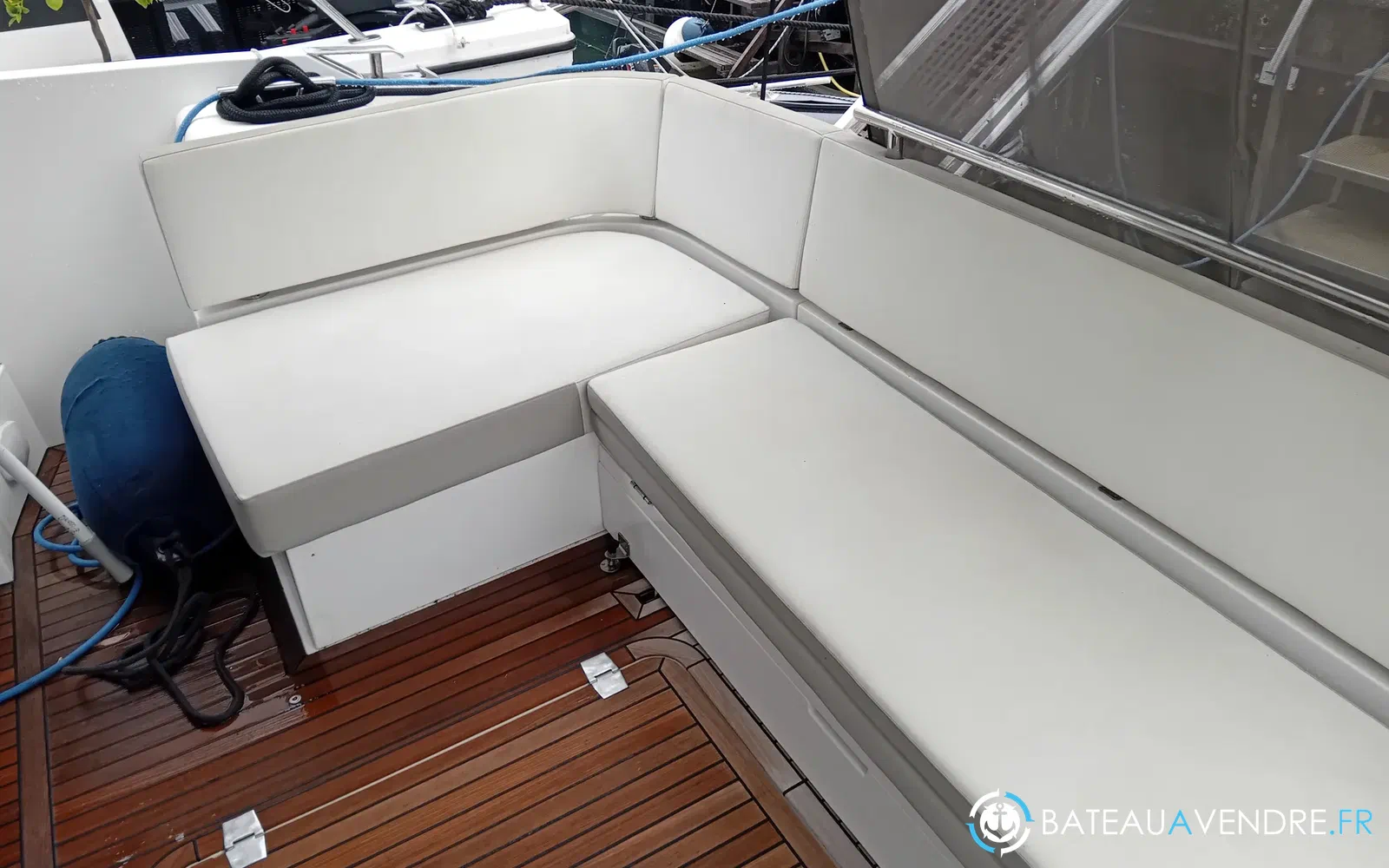 slider 5 Galeon 420 Fly