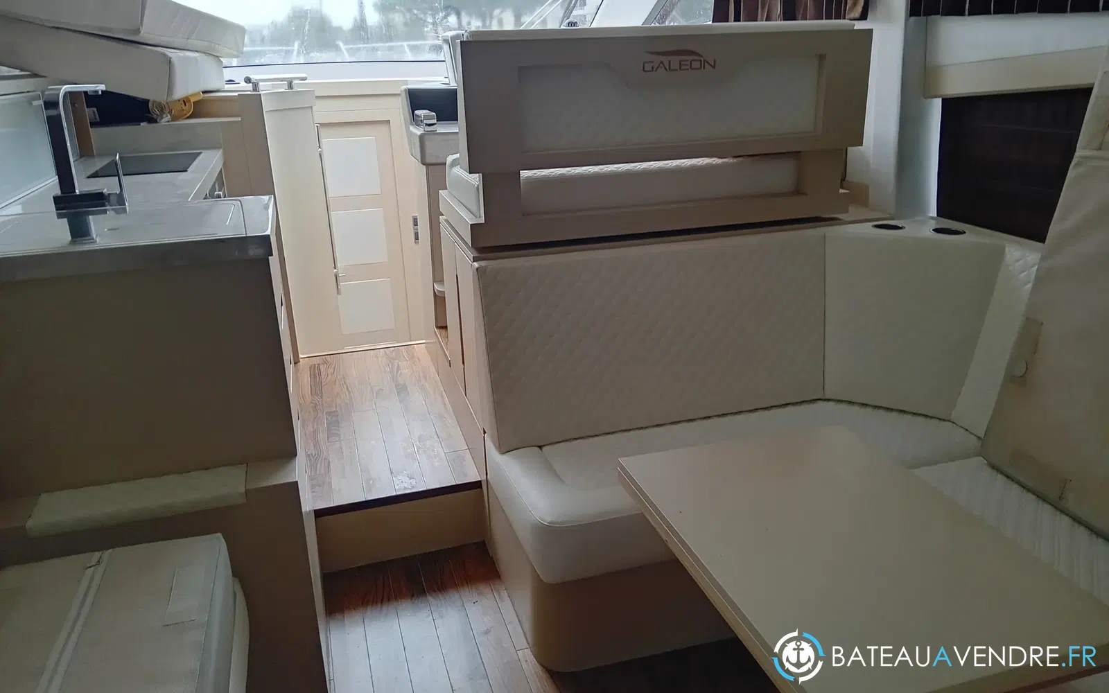slider 11 Galeon 420 Fly
