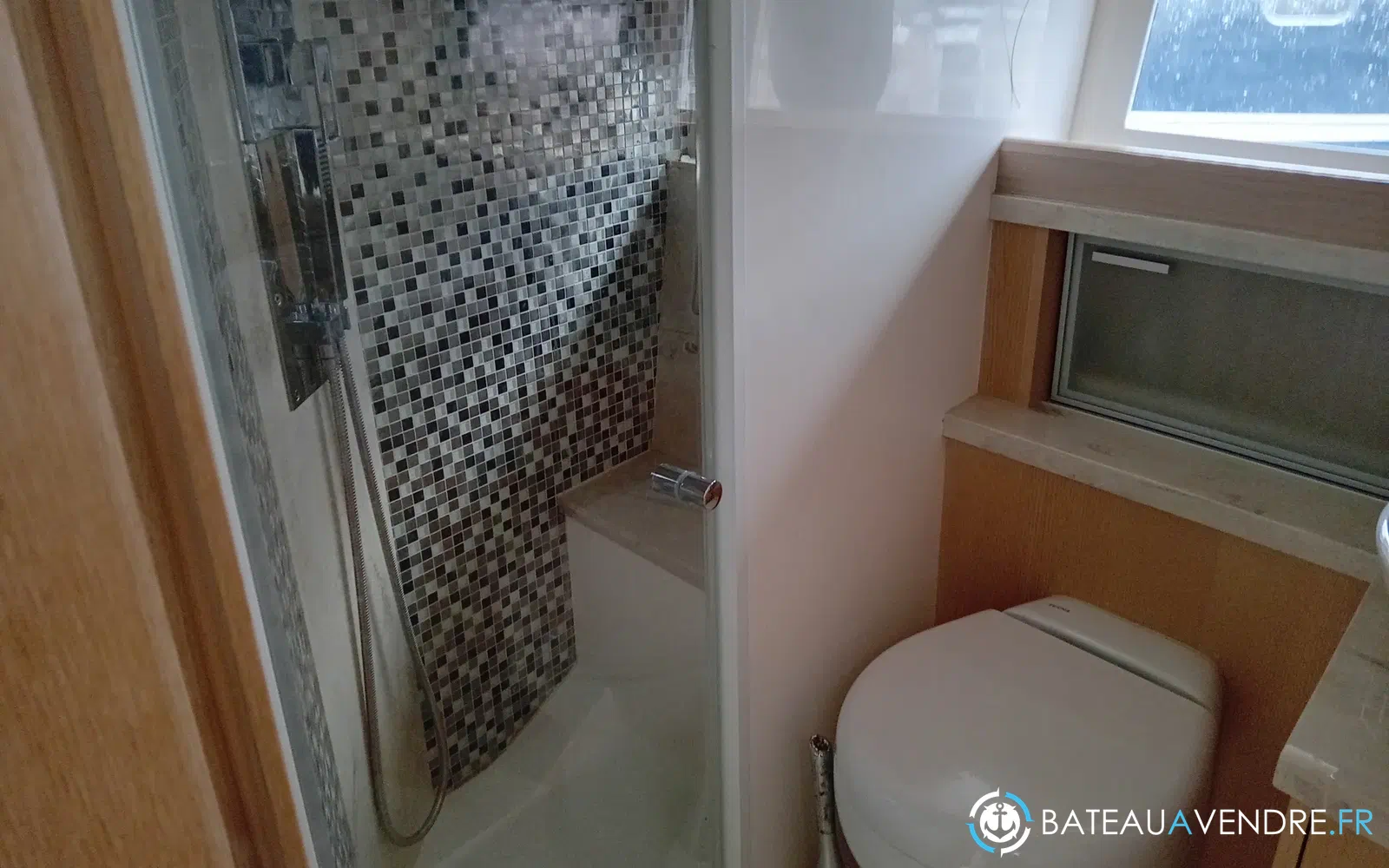 slider 23 Galeon 420 Fly