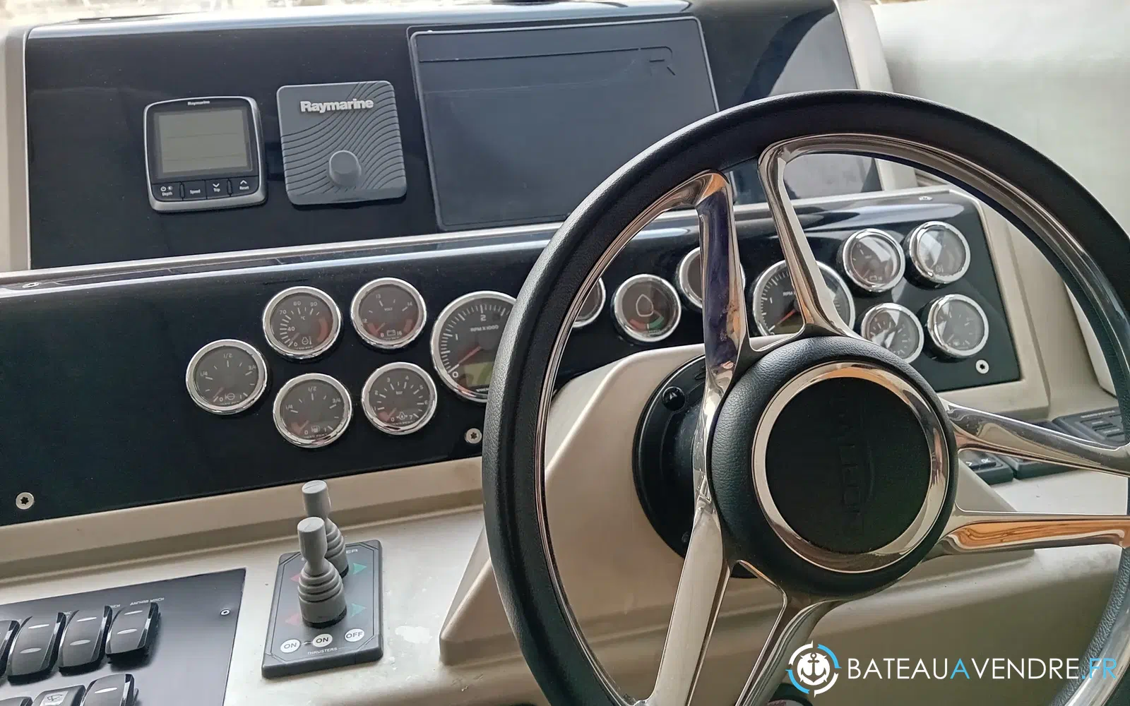 slider 30 Galeon 420 Fly