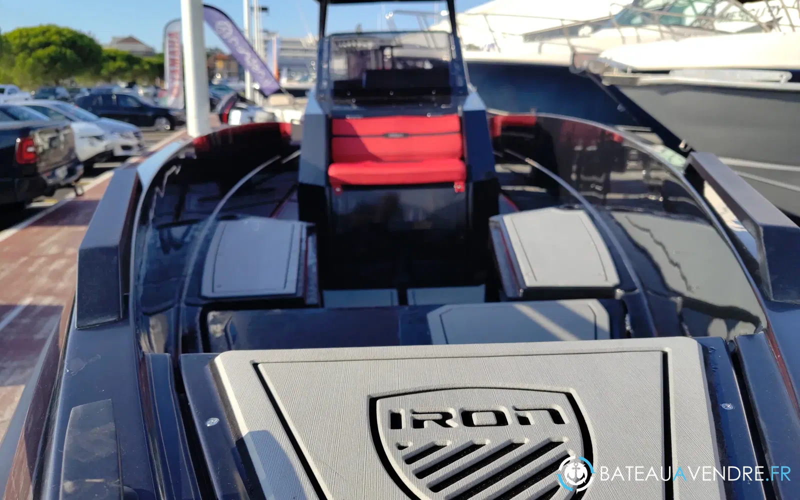 slider 4 Iron Boats 907