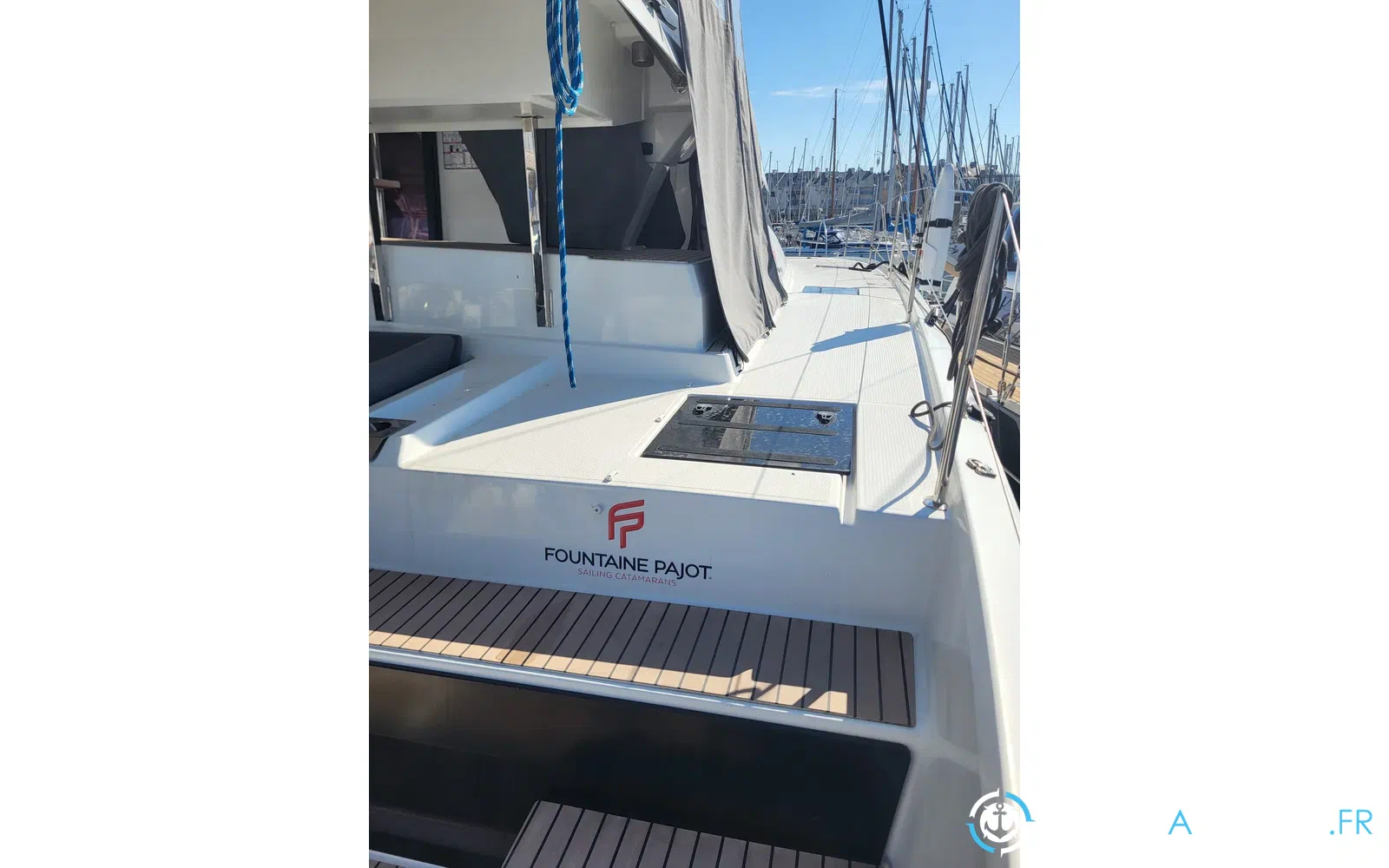 slider 14 Fountaine Pajot Elba 45