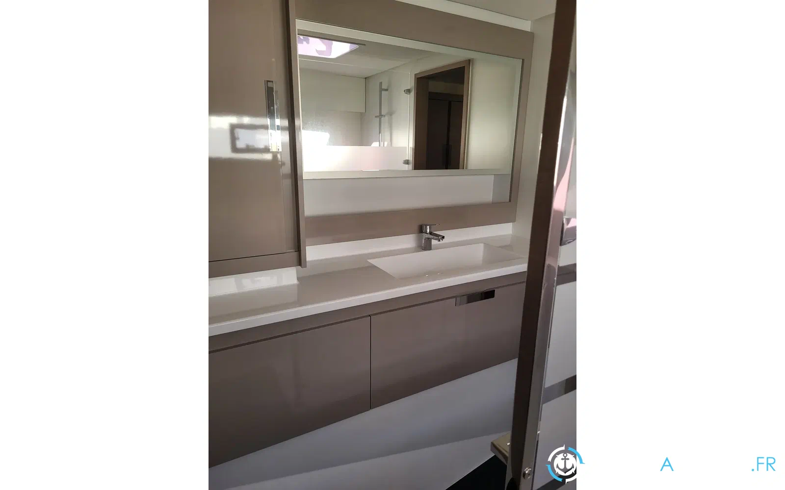 slider 37 Fountaine Pajot Elba 45