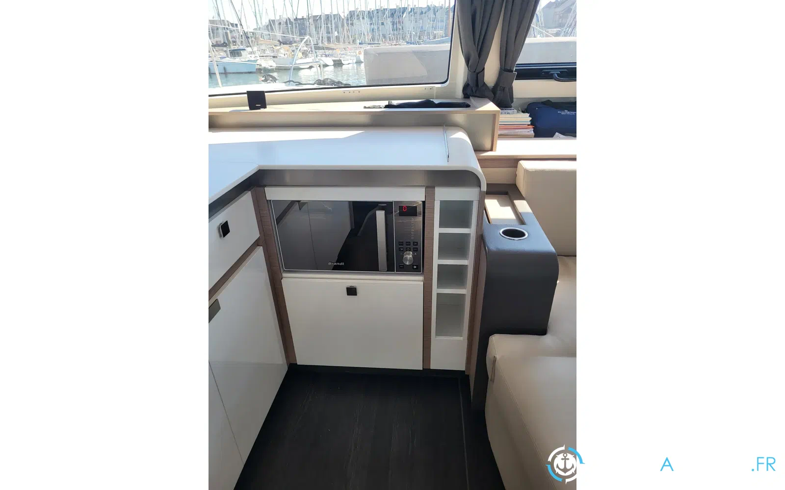 slider 6 Fountaine Pajot Elba 45