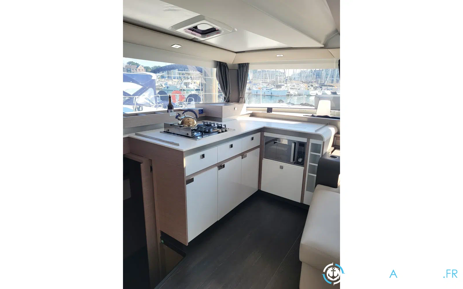 slider 8 Fountaine Pajot Elba 45