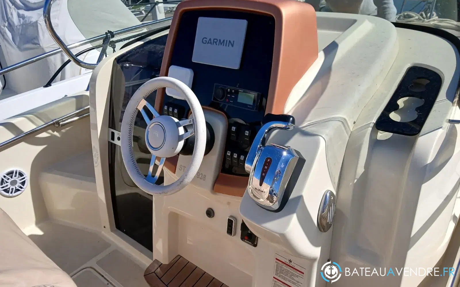 slider 3 Invictus 240