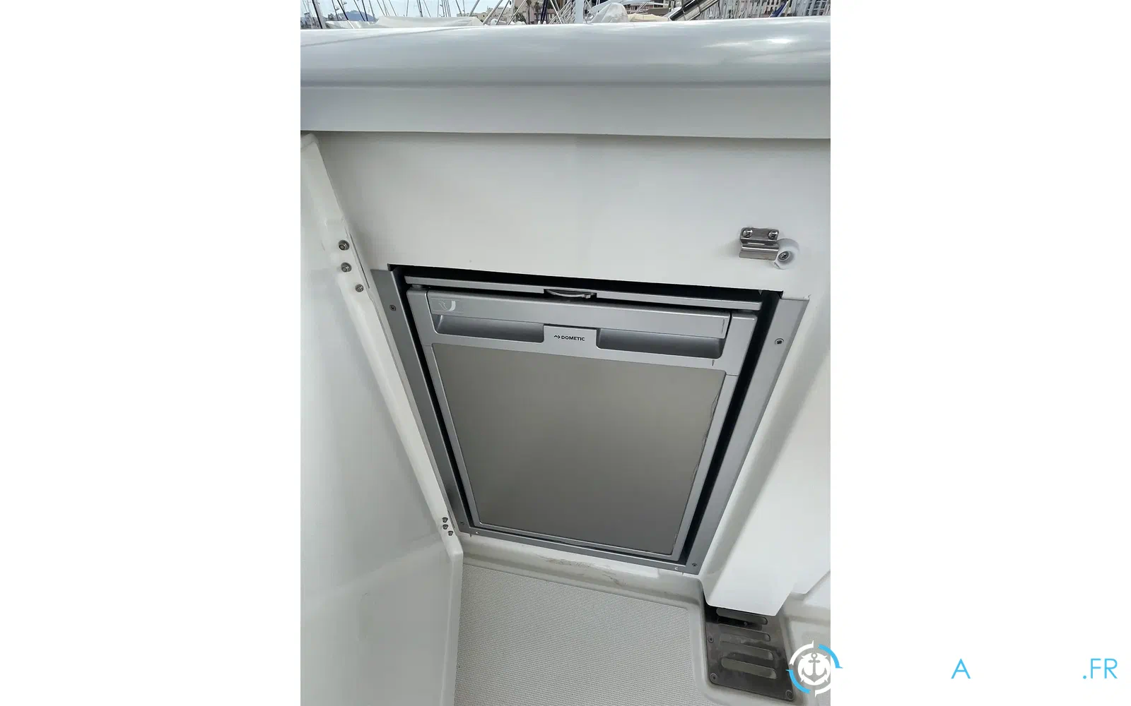 slider 10 Jeanneau Prestige 420 Fly
