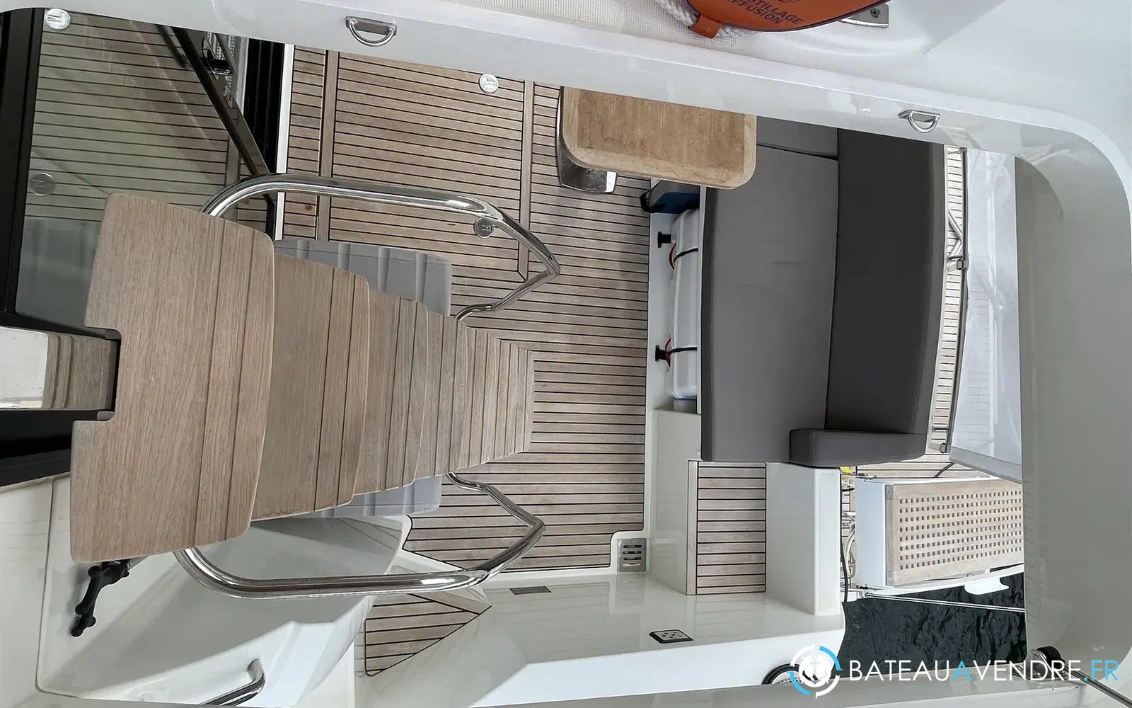 slider 11 Jeanneau Prestige 420 Fly