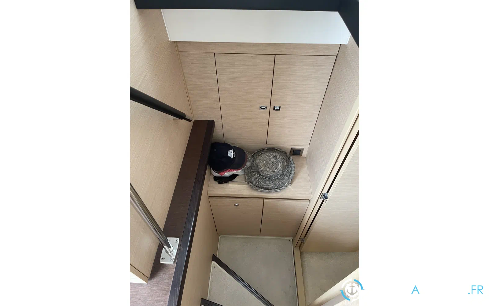 slider 16 Jeanneau Prestige 420 Fly