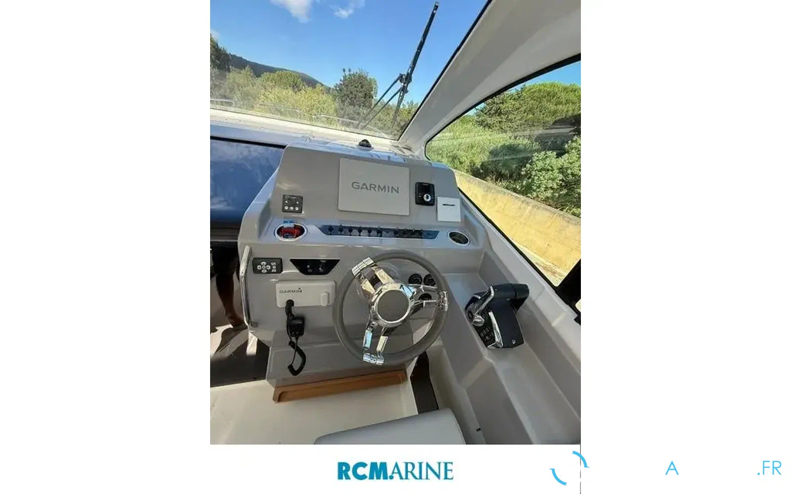 slider 12 Beneteau Gran Turismo 32