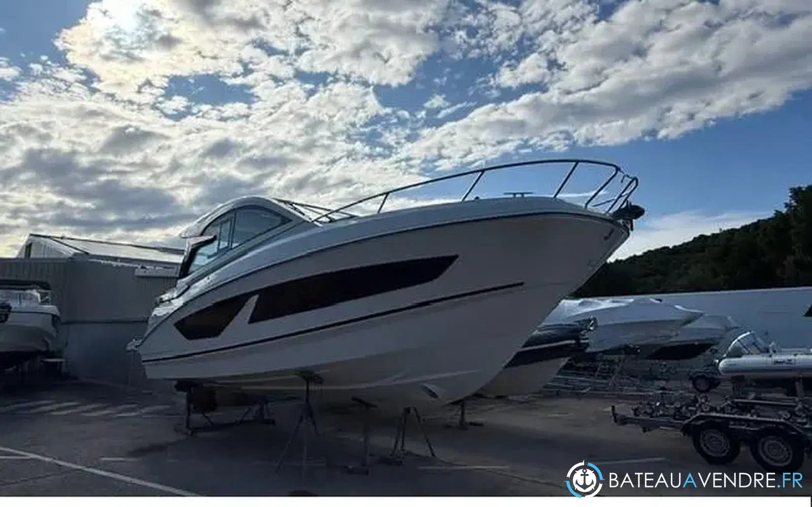 slider 2 Beneteau Gran Turismo 32