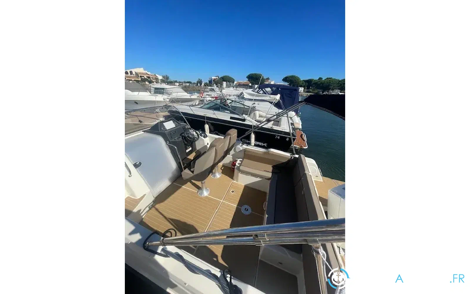slider 1 Quicksilver Activ 755 Sundeck