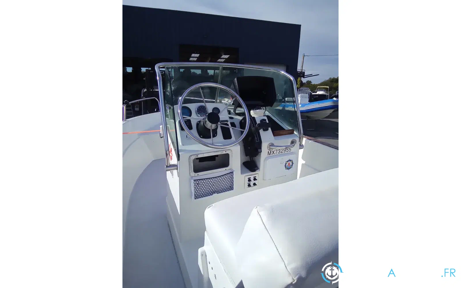 slider 2 Jeanneau Cap Camarat 5.1