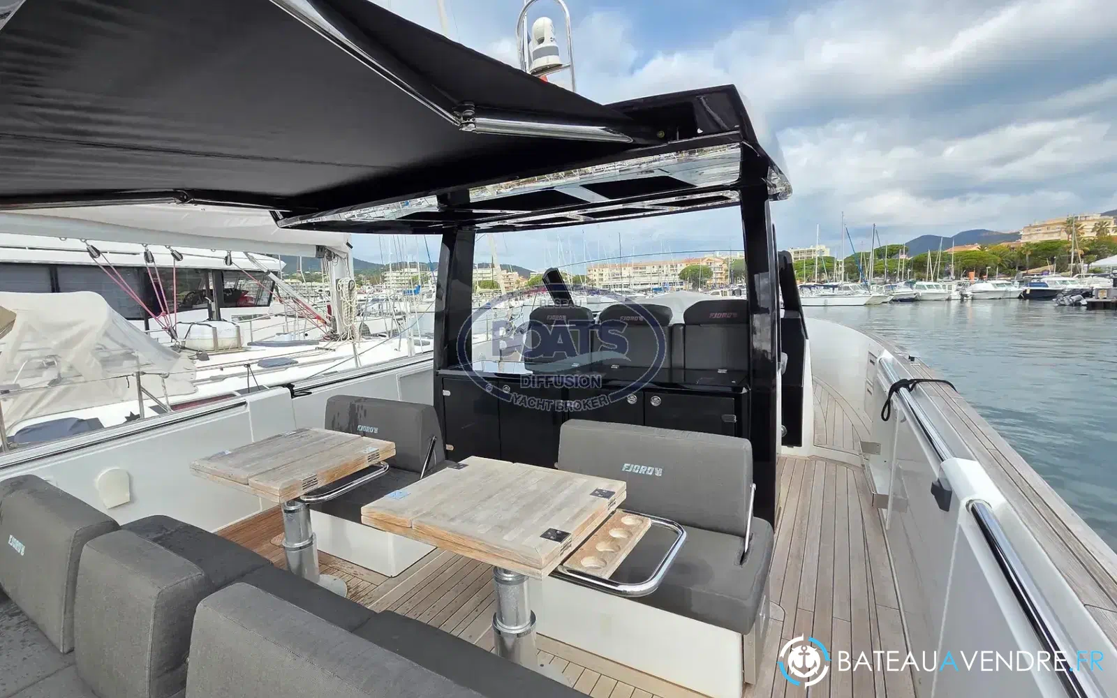 slider 2 Fjord 42 Open