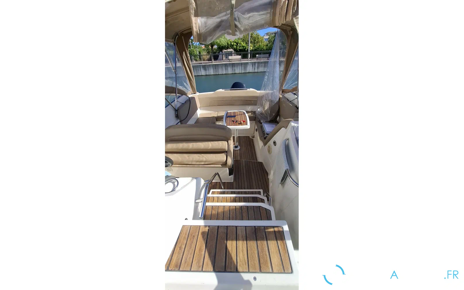 slider 5 Jeanneau Cap Camarat 7.5 DC