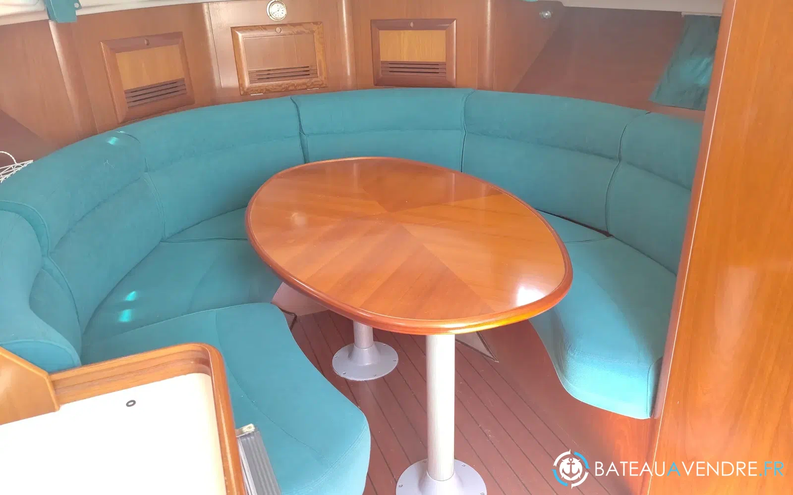 slider 14 Beneteau Ombrine 900
