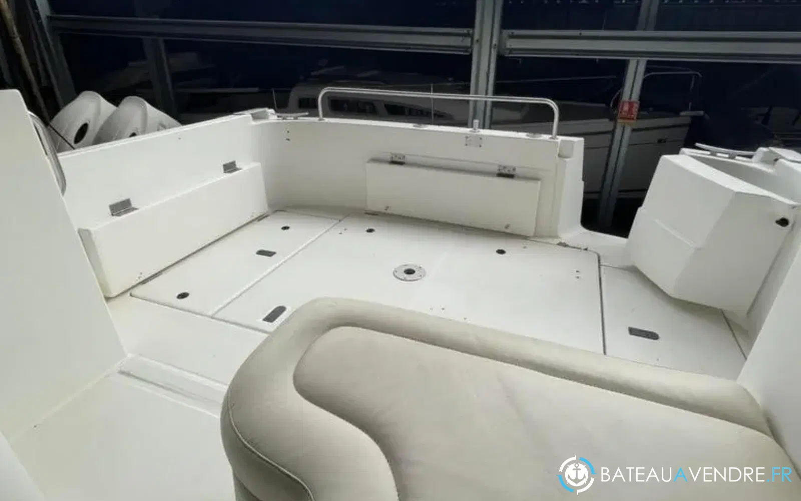 slider 8 Beneteau Ombrine 900