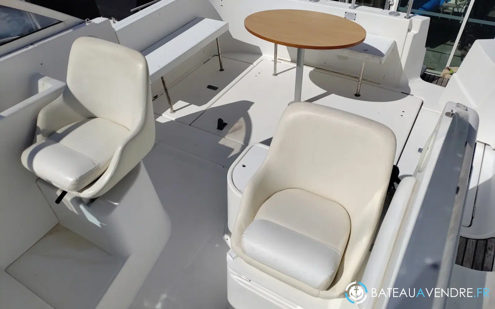 slider 5 Beneteau Ombrine 900