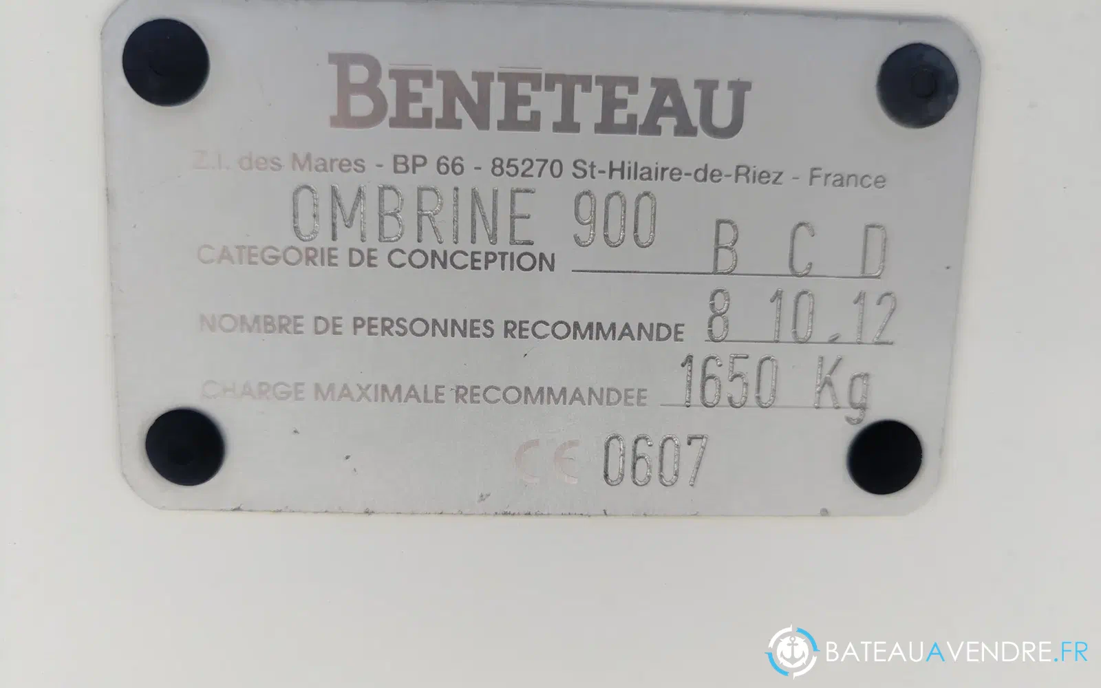 slider 25 Beneteau Ombrine 900