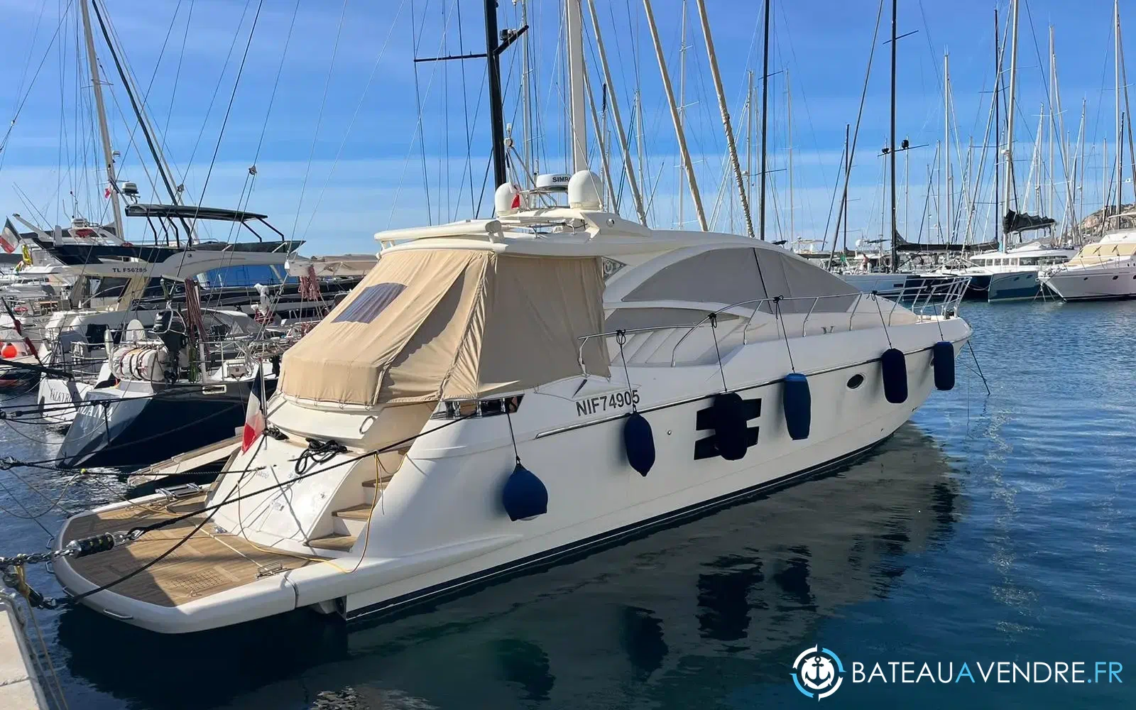 slider 2 Queens Yachts 54