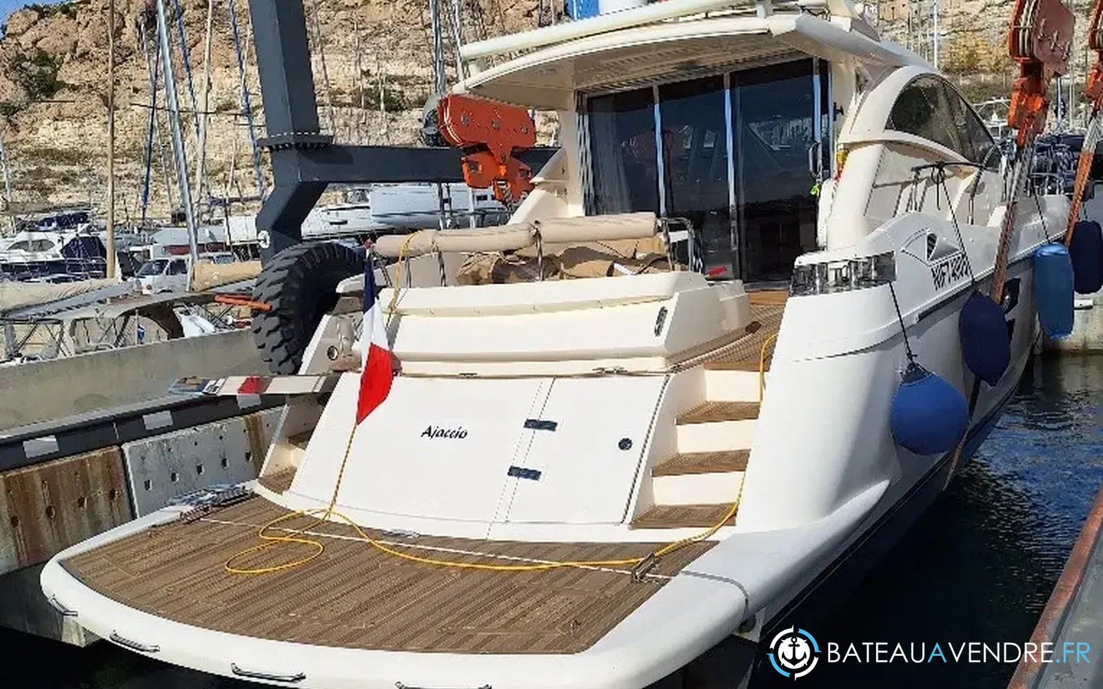 slider 3 Queens Yachts 54