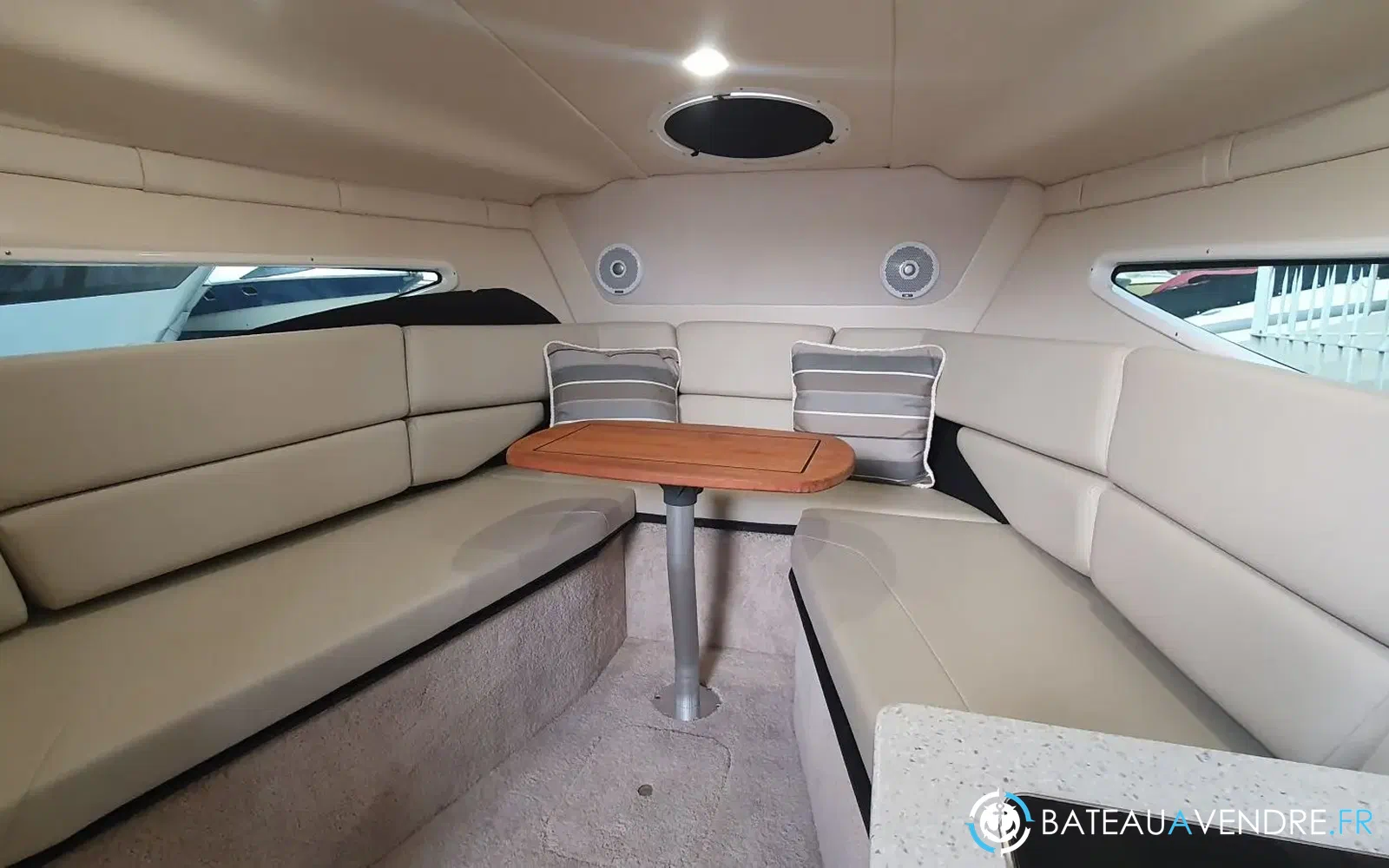 slider 8 Regal 26 Express