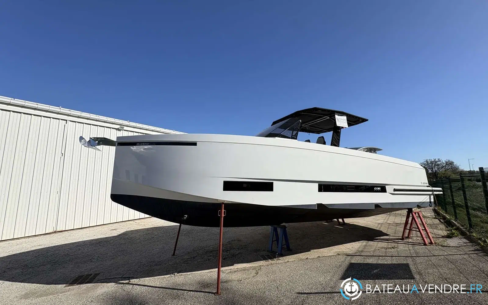 slider 0 De Antonio Yachts D36 Open