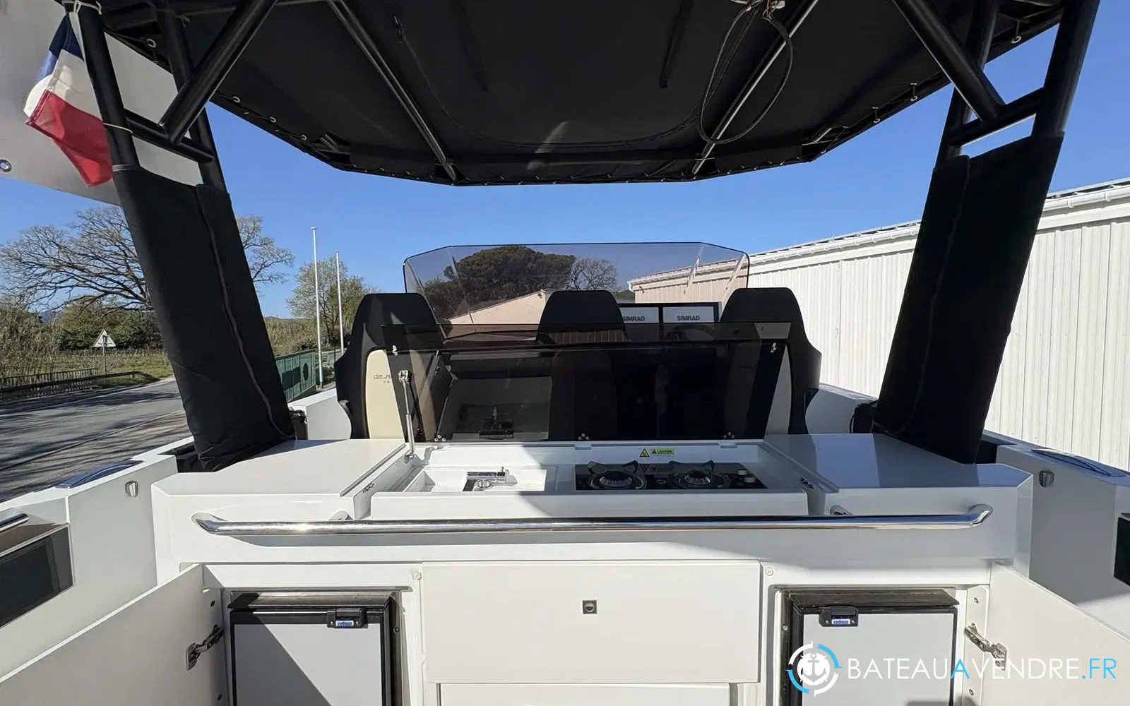slider 4 De Antonio Yachts D36 Open