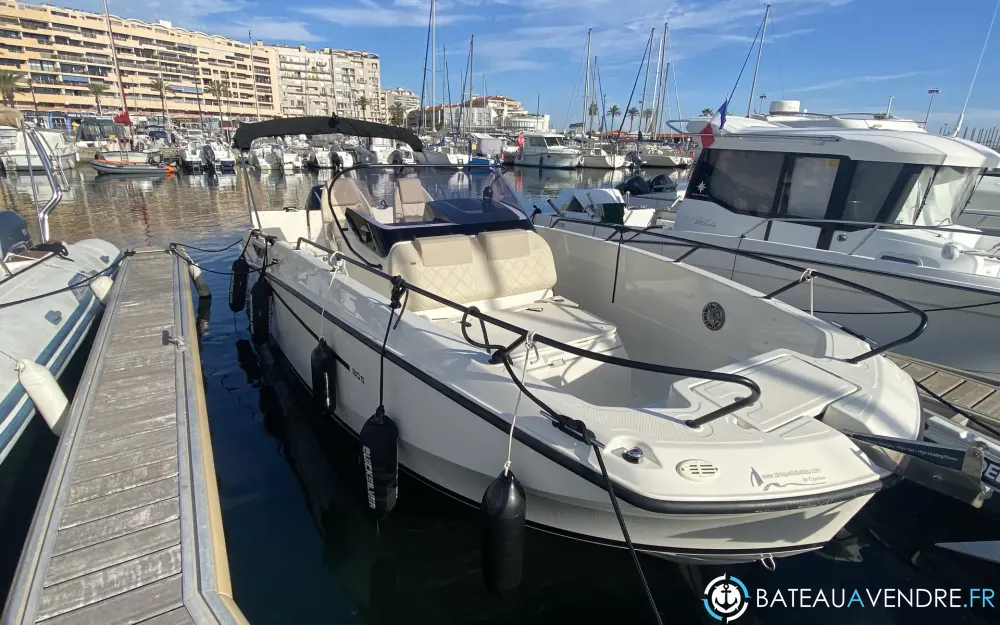 Quicksilver Activ 805 Open  photo de présentation