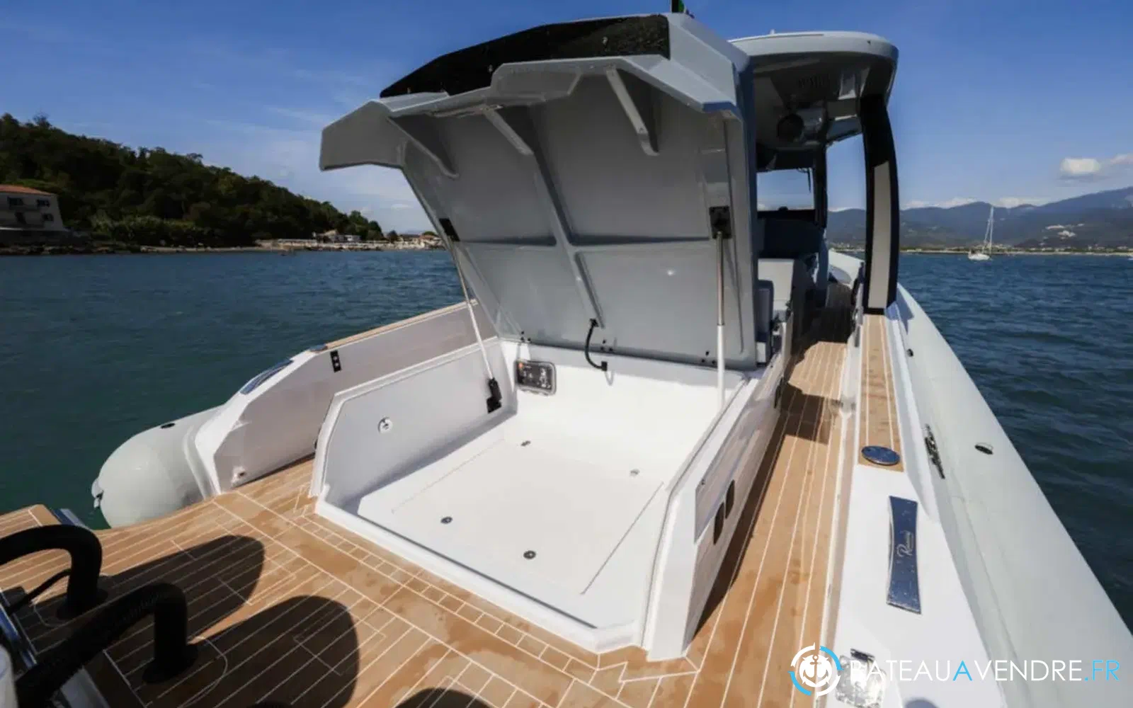 slider 6 Ranieri Cayman