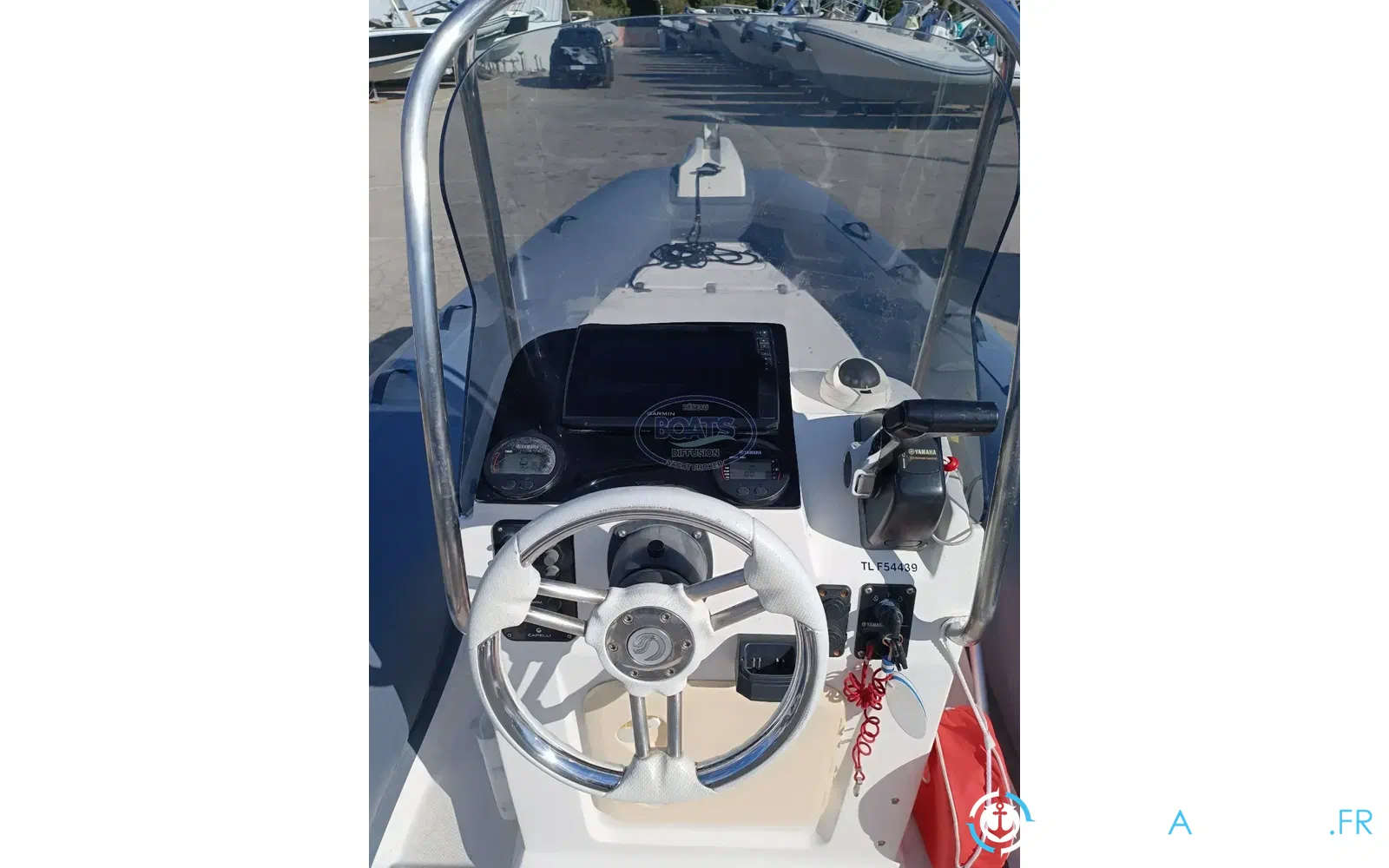 slider 2 Capelli Tempest 600