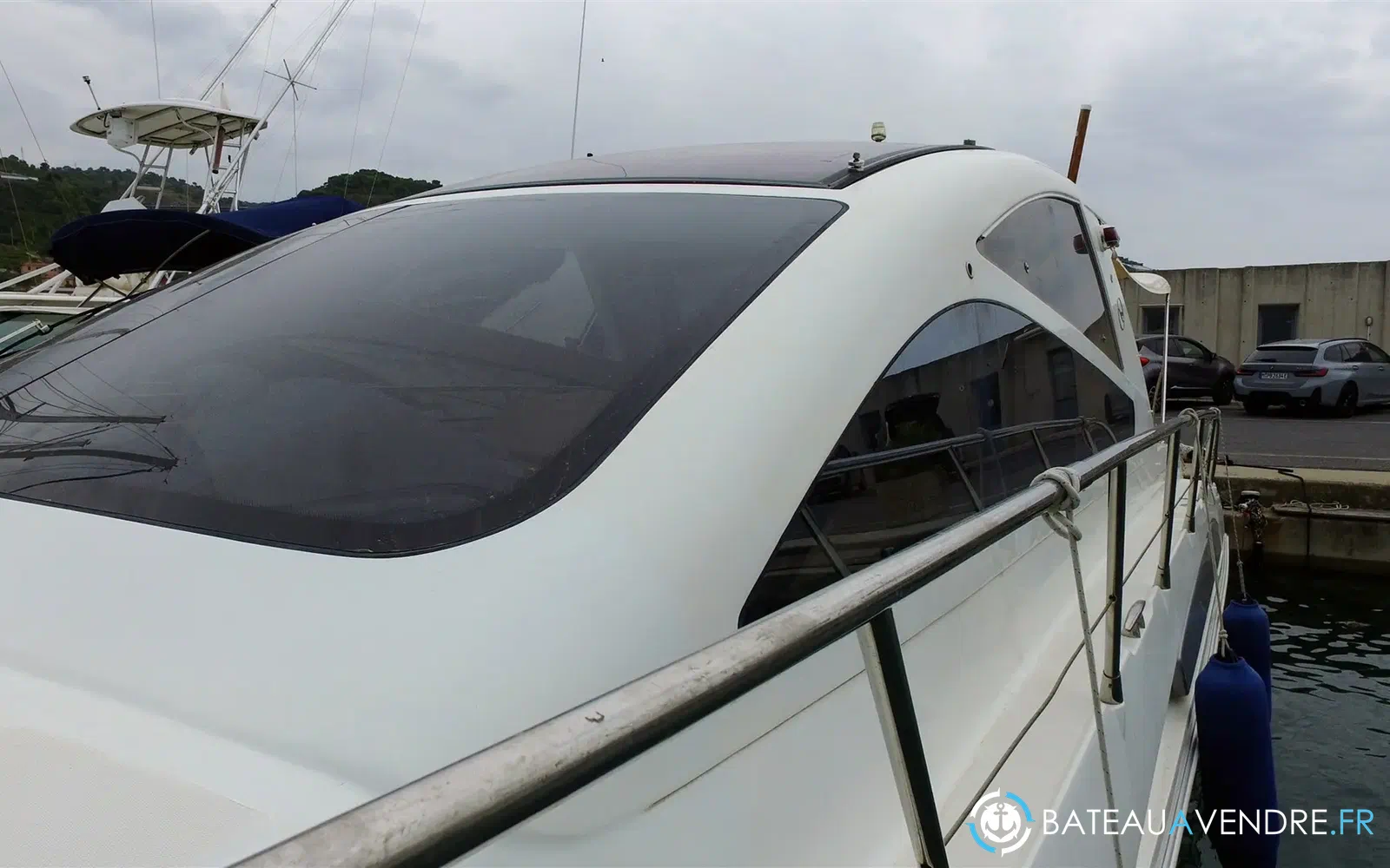 slider 5 Airon Marine 4300 T-Top