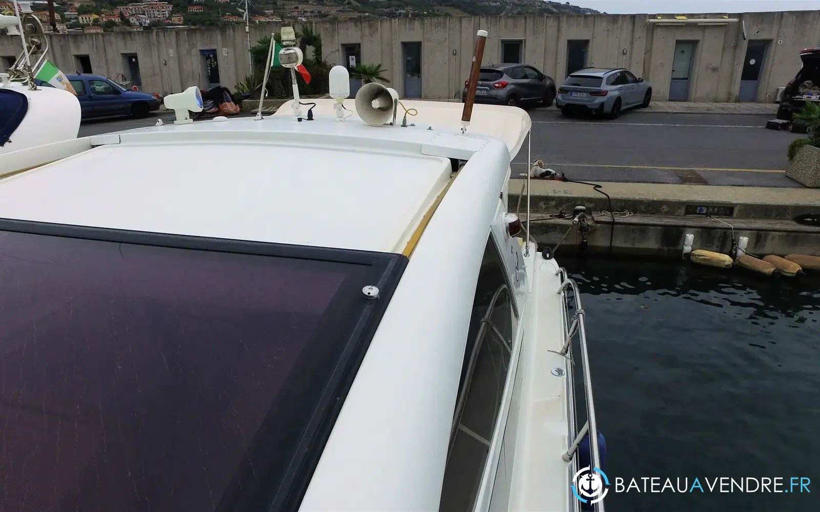 slider 6 Airon Marine 4300 T-Top