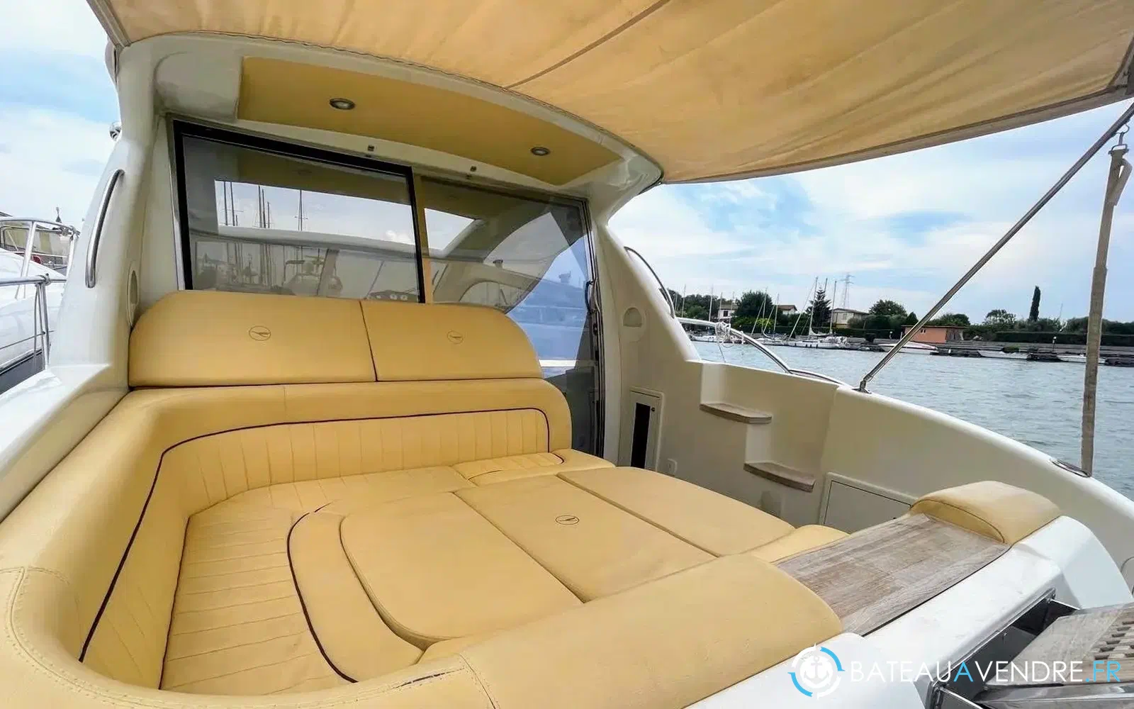 slider 8 Airon Marine 4300 T-Top