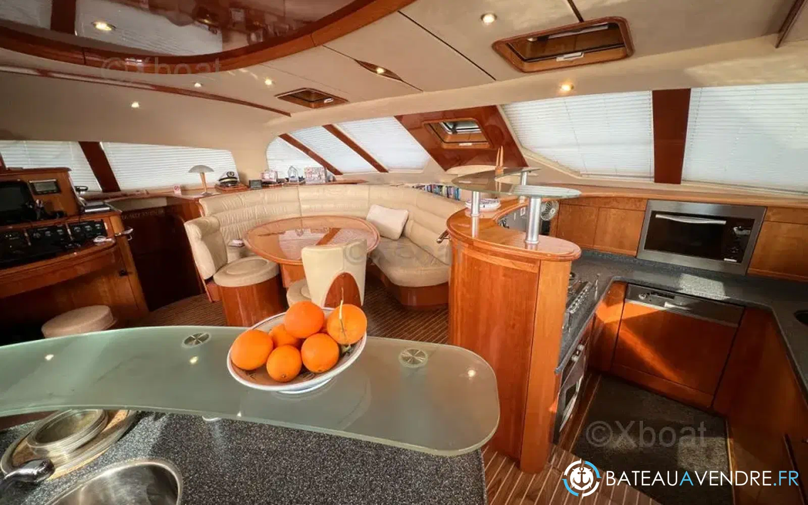 slider 10 Alliaura Marine Privilege 585