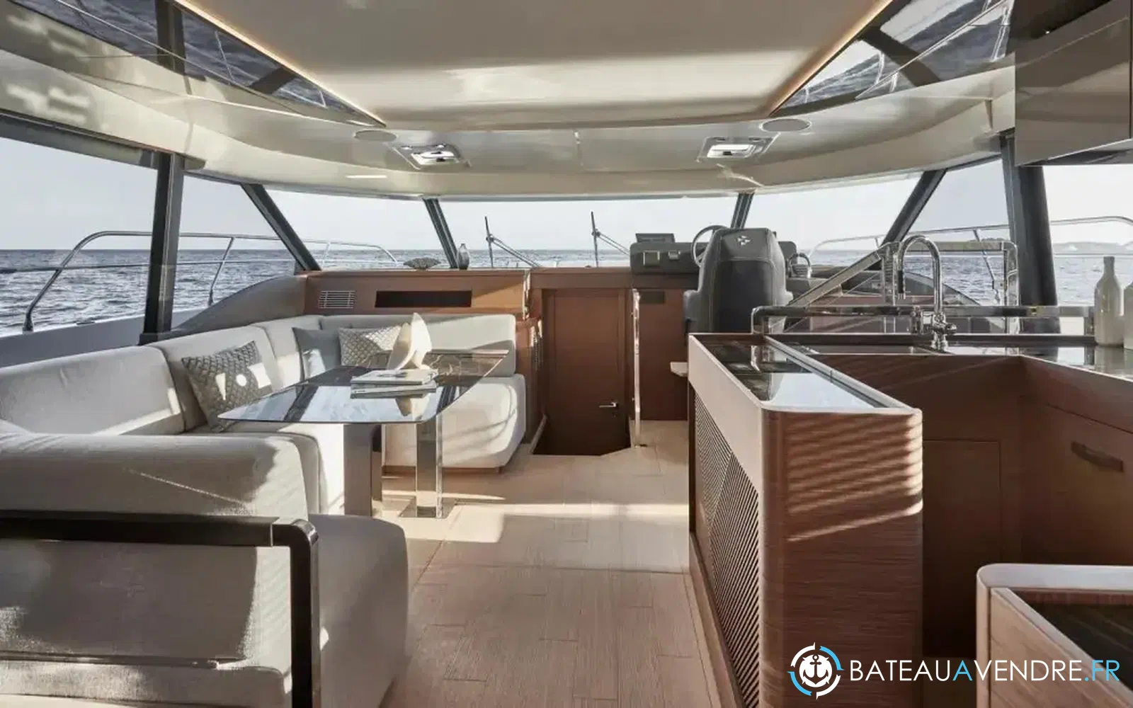 slider 2 Prestige Yachts M48