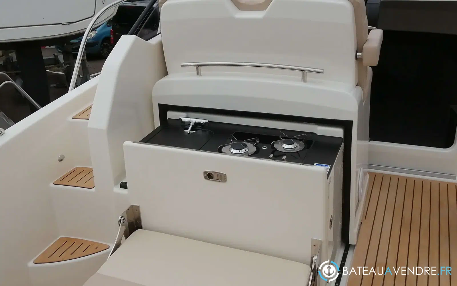 slider 11 Quicksilver Activ 875 Sundeck