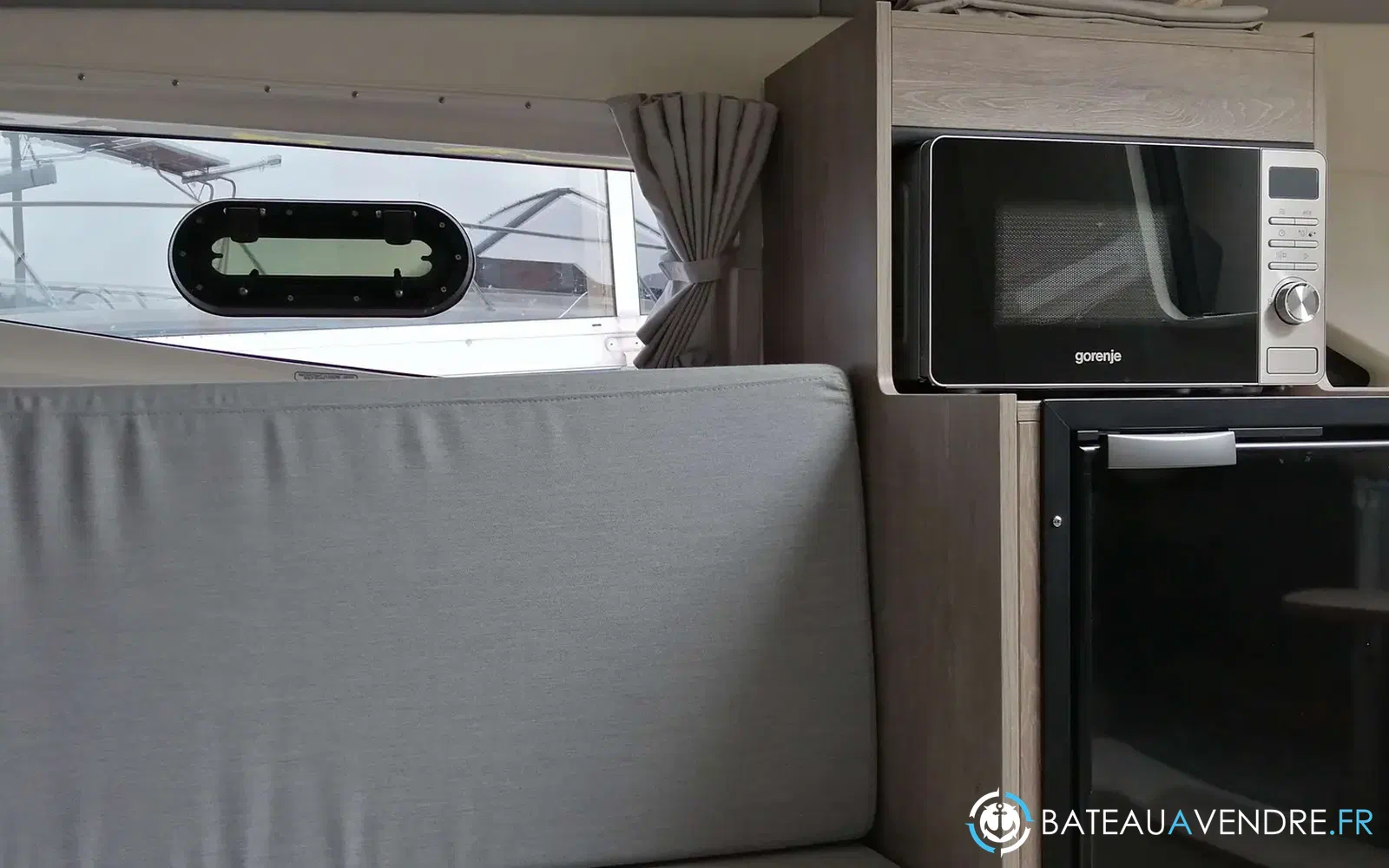 slider 13 Quicksilver Activ 875 Sundeck