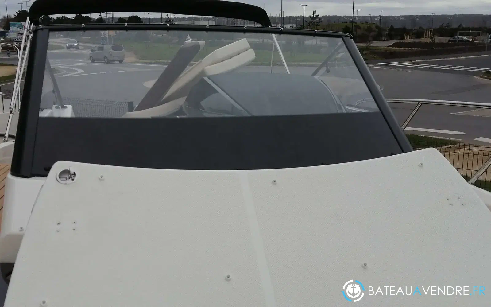 slider 19 Quicksilver Activ 875 Sundeck