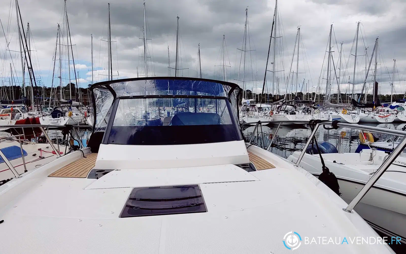 slider 3 Quicksilver Activ 875 Sundeck