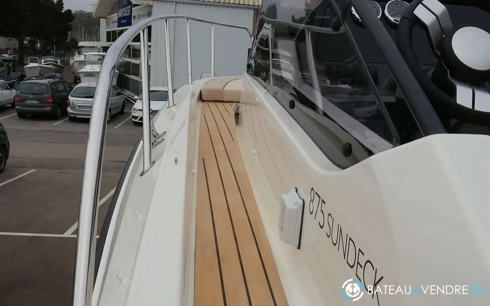 slider 7 Quicksilver Activ 875 Sundeck