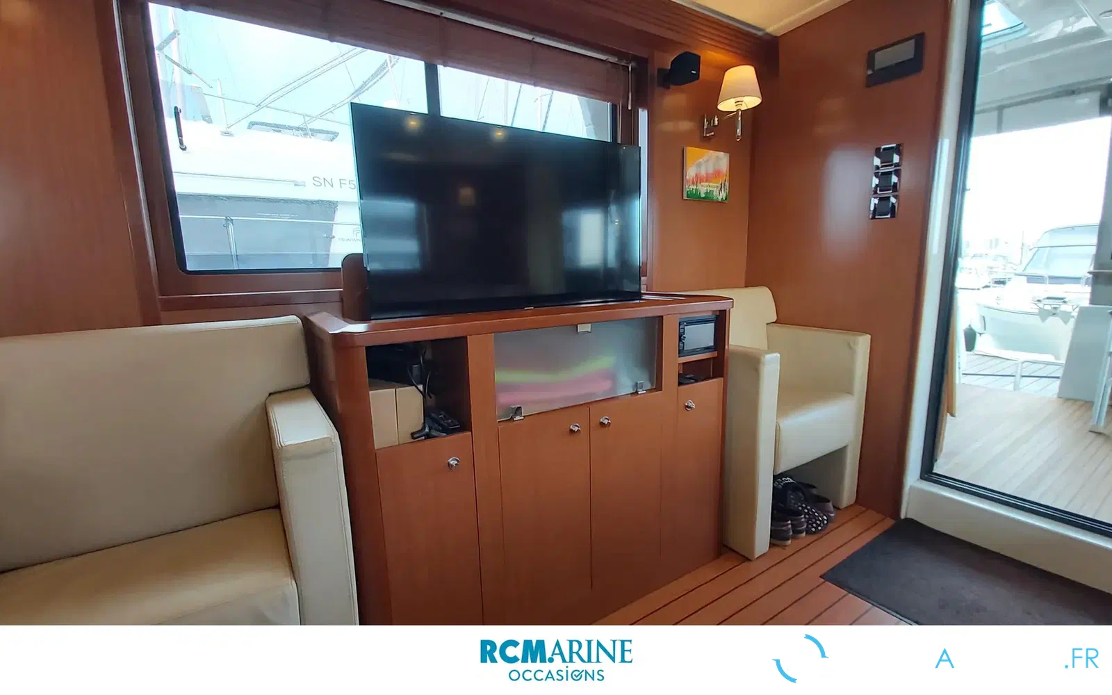 slider 21 Beneteau Swift Trawler 52