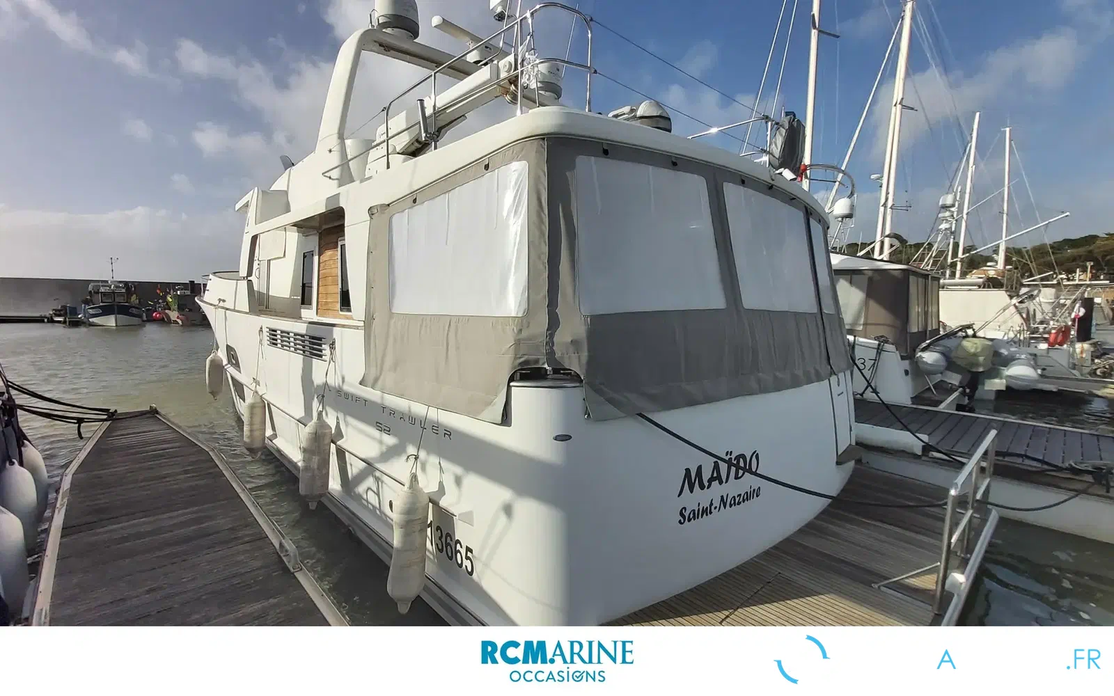 slider 2 Beneteau Swift Trawler 52