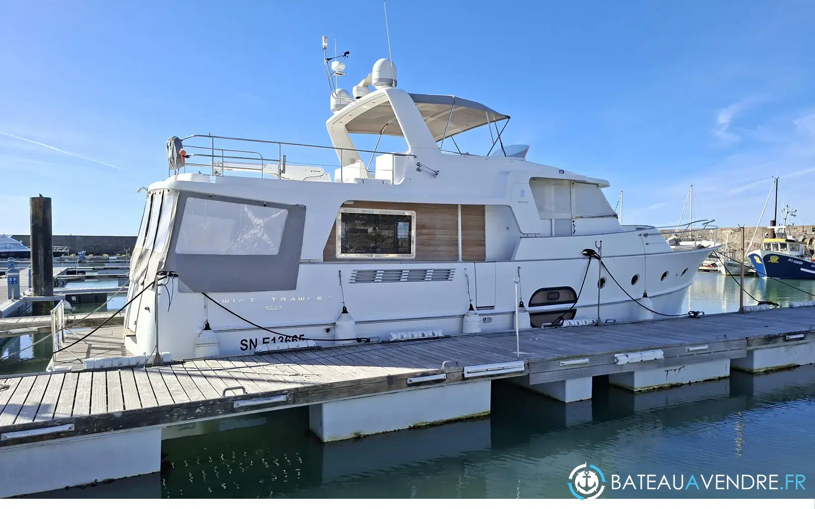slider 34 Beneteau Swift Trawler 52