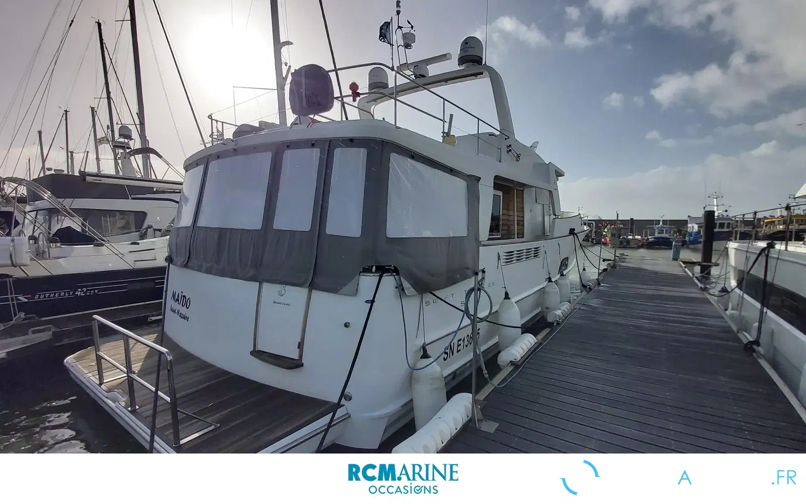 slider 3 Beneteau Swift Trawler 52