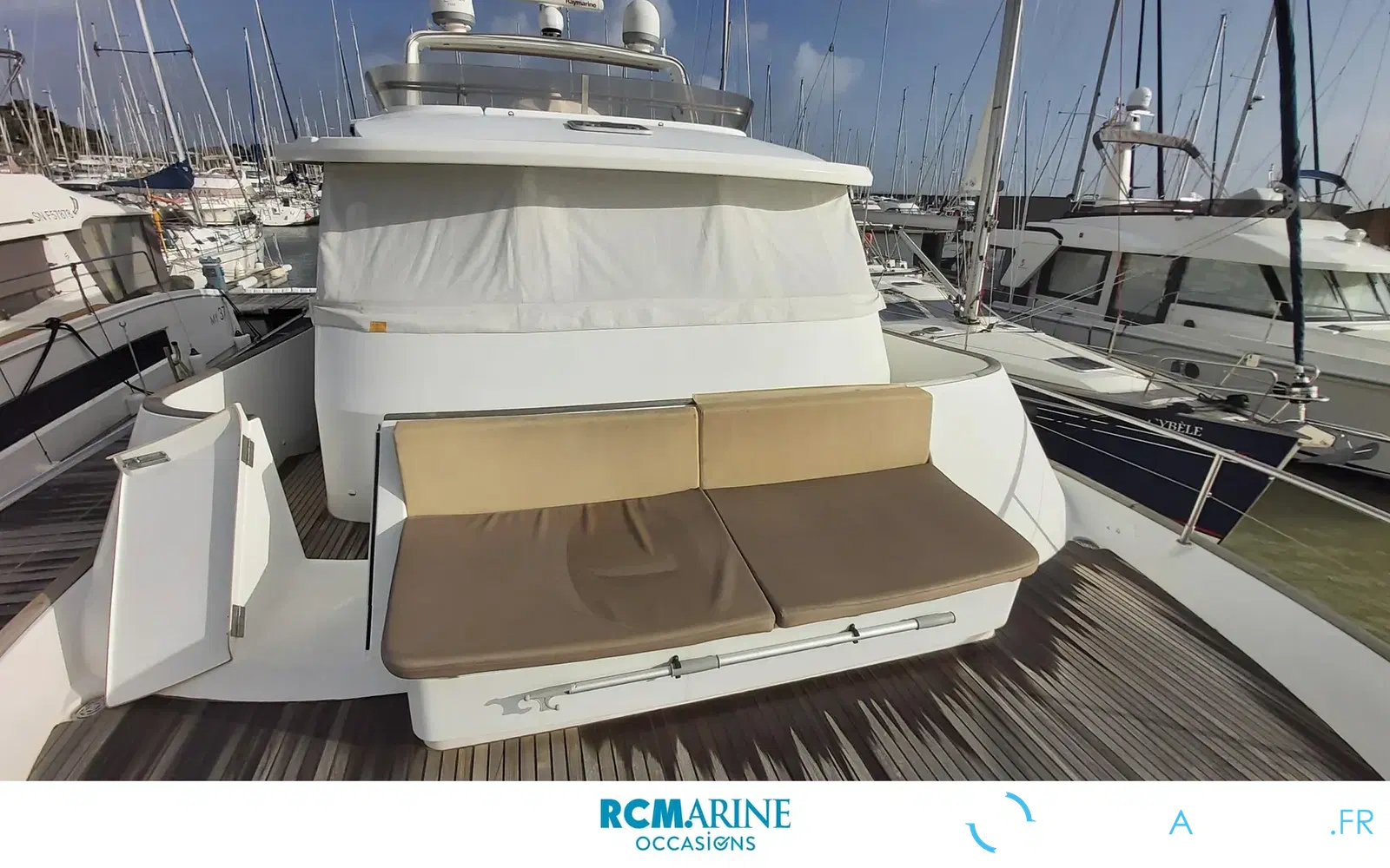 slider 4 Beneteau Swift Trawler 52