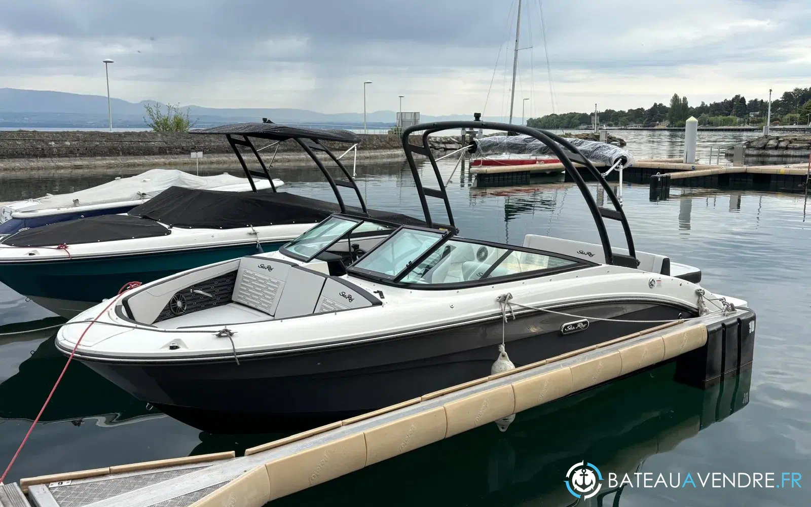 slider 1 Sea Ray 210 SPX