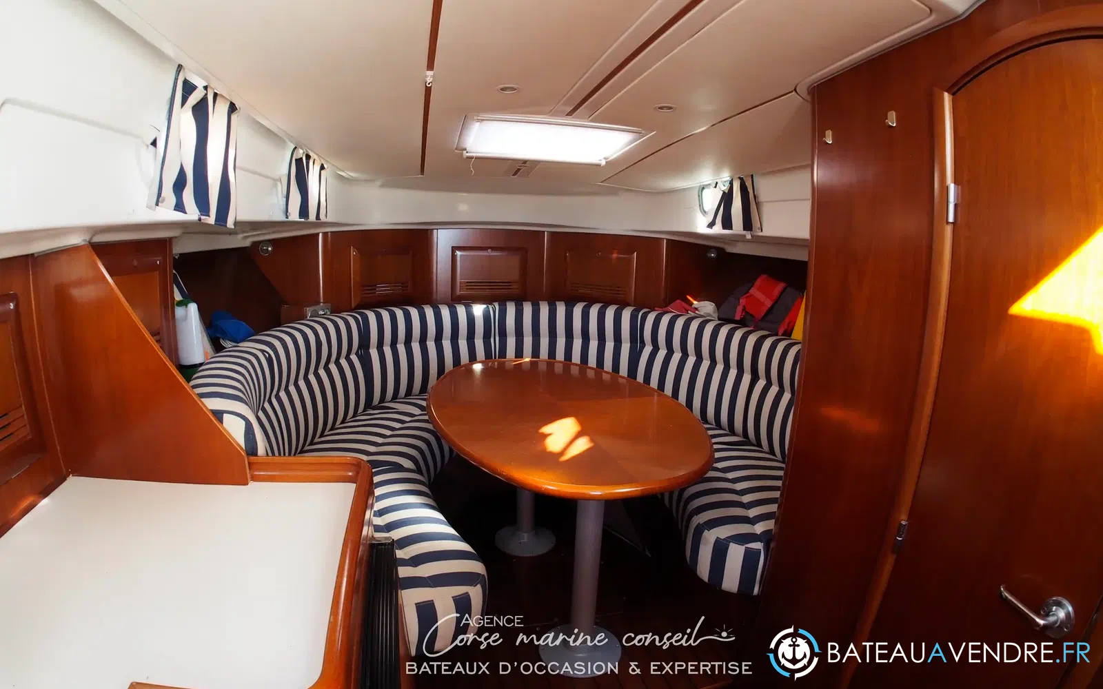 slider 4 Beneteau Ombrine 1001